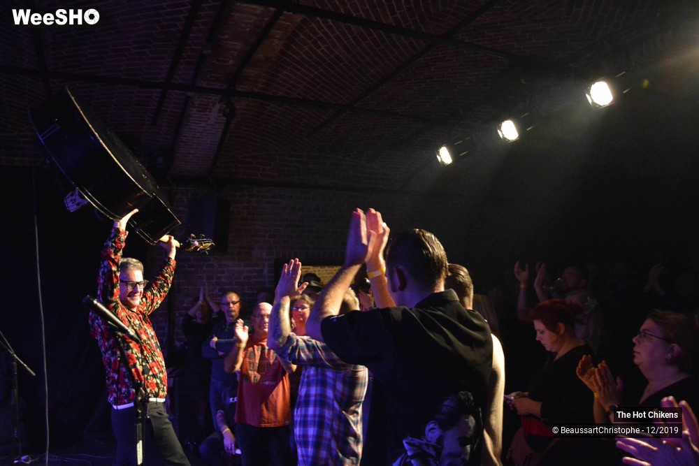 18/48 photos du spectacle Hot Chikens