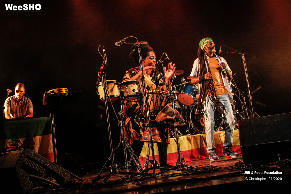 3/45 photos du spectacle URB & Roots Foundation