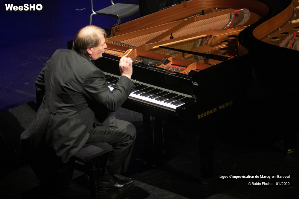27/38 photos du spectacle piano battle