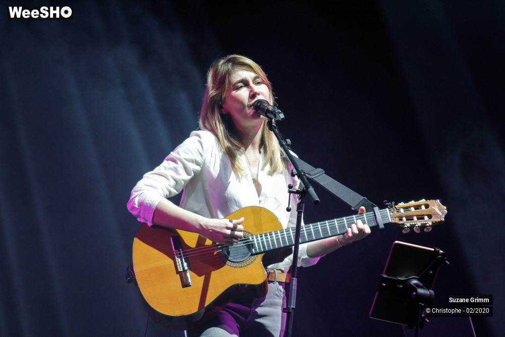 7/30 photos du spectacle Suzane Grimm