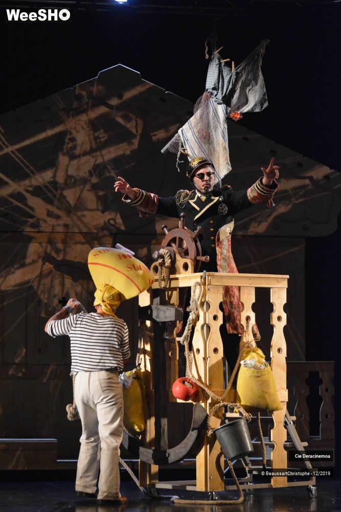 9/51 photos du spectacle Peter Pan in Switzerland