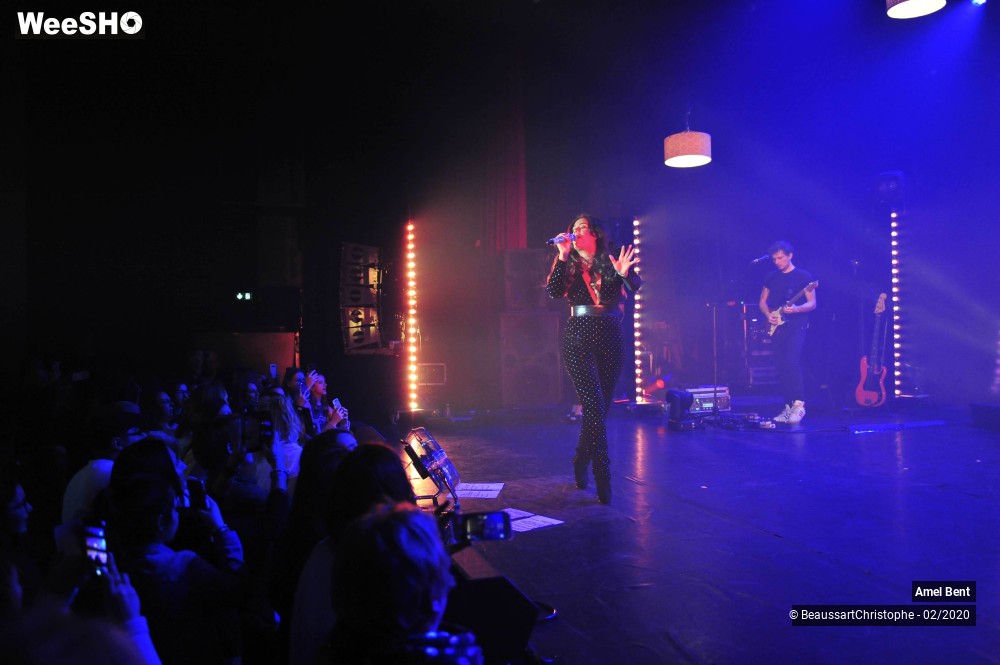28/45 photos du spectacle Amel Bent