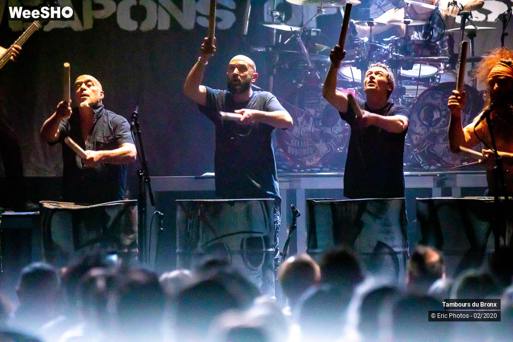 25/80 photos du spectacle Les Tambours du Bronx