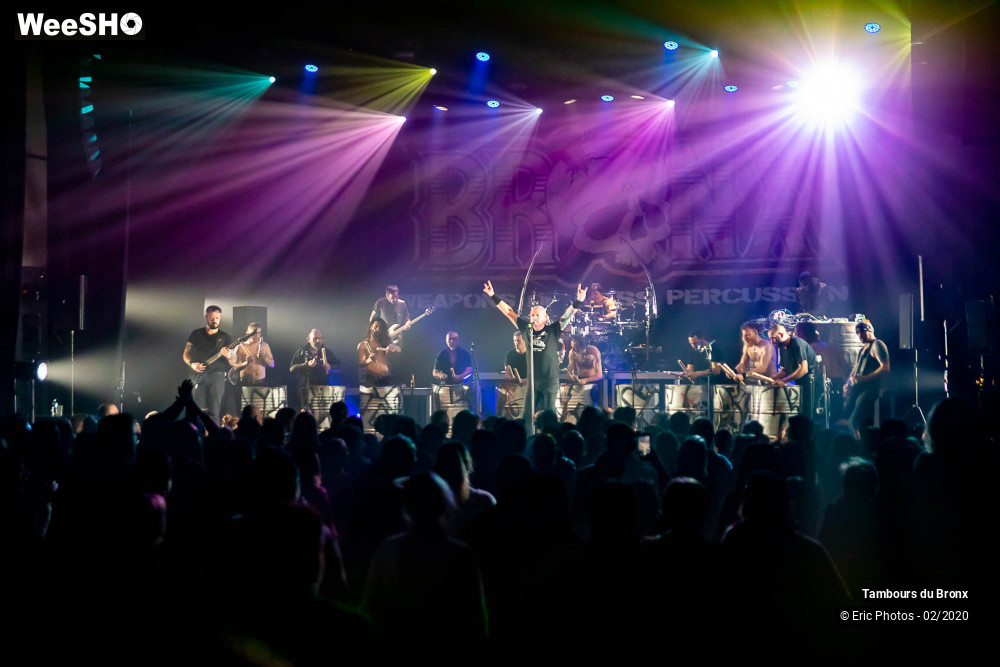 34/80 photos du spectacle Les Tambours du Bronx