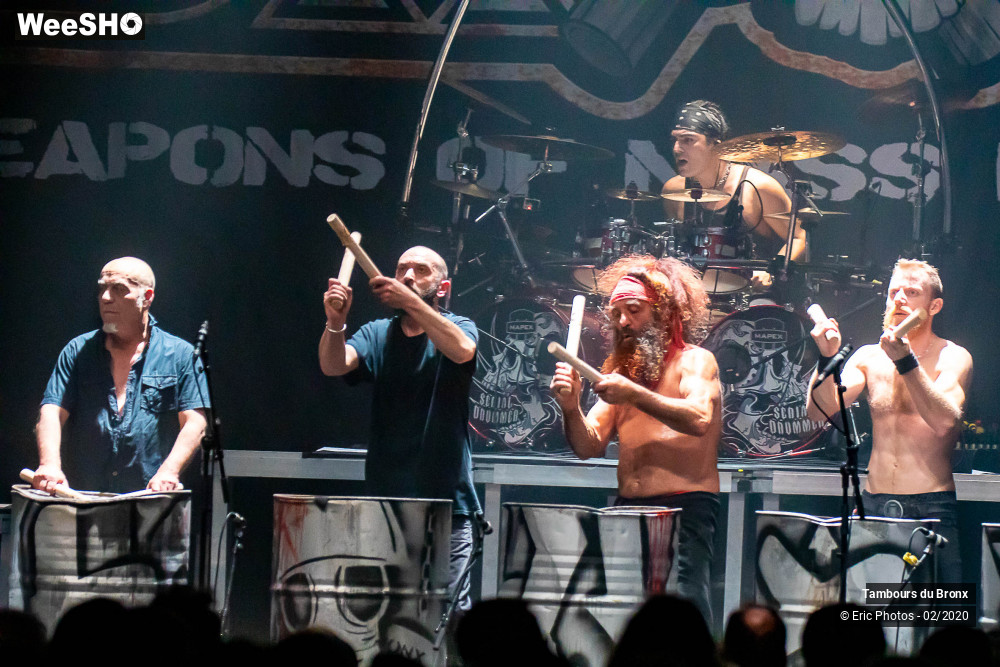 46/80 photos du spectacle Les Tambours du Bronx
