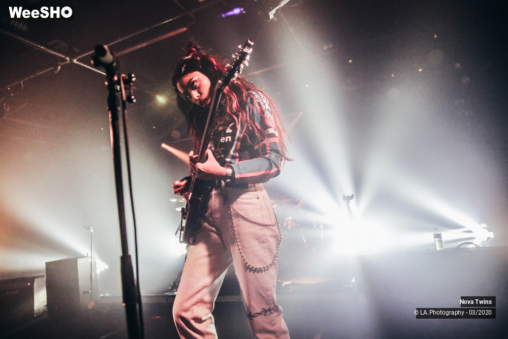 2/29 photos du spectacle Nova Twins
