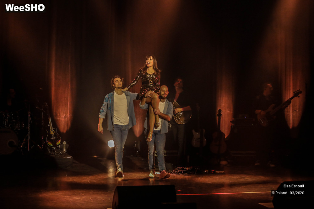 48/58 photos du spectacle Elsa Esnoult