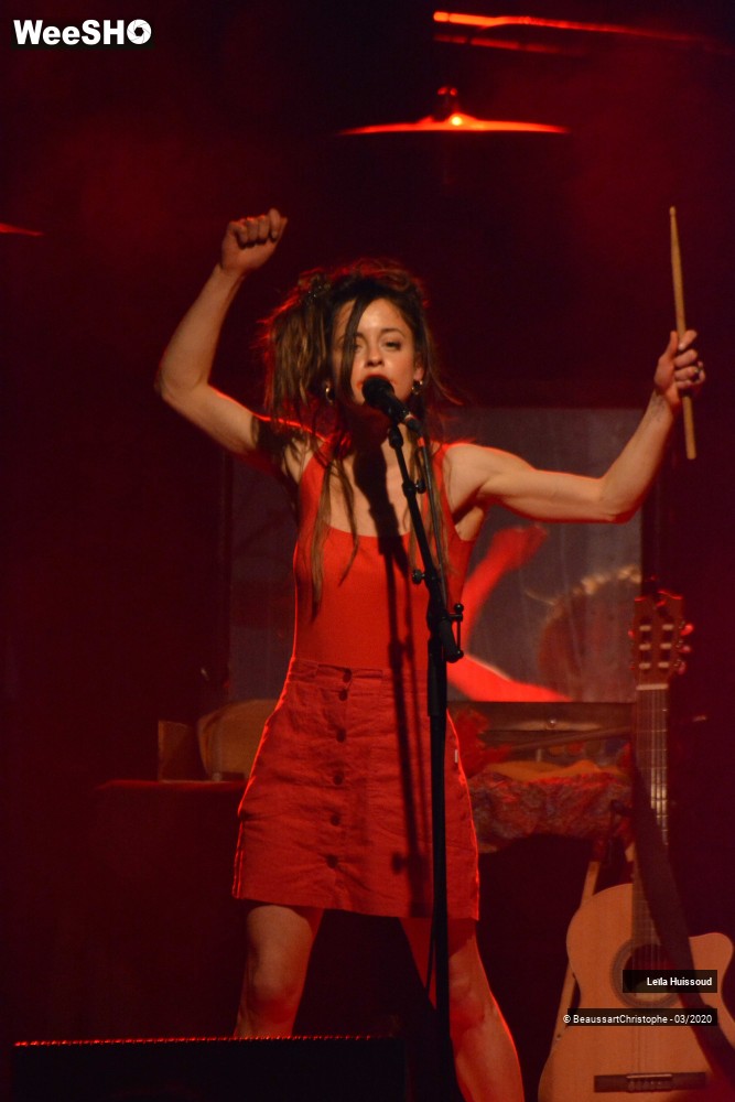 6/39 photos du spectacle Leïla Huissoud