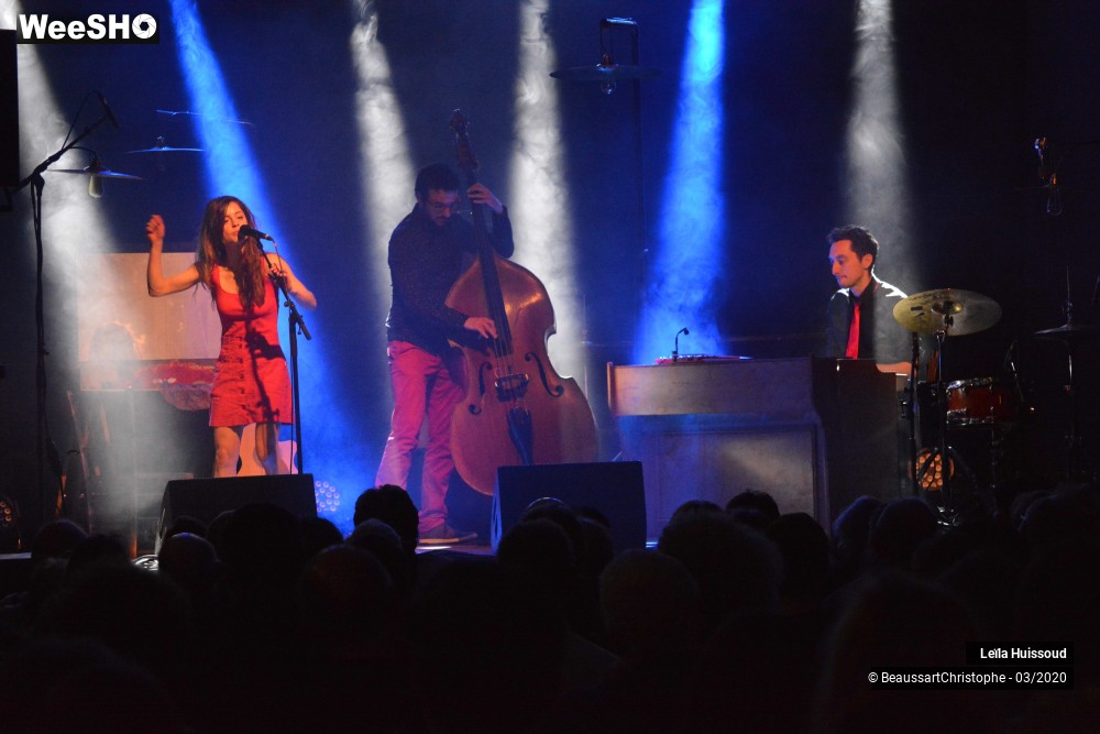 12/39 photos du spectacle Leïla Huissoud