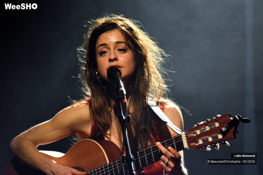 17/39 photos du spectacle Leïla Huissoud