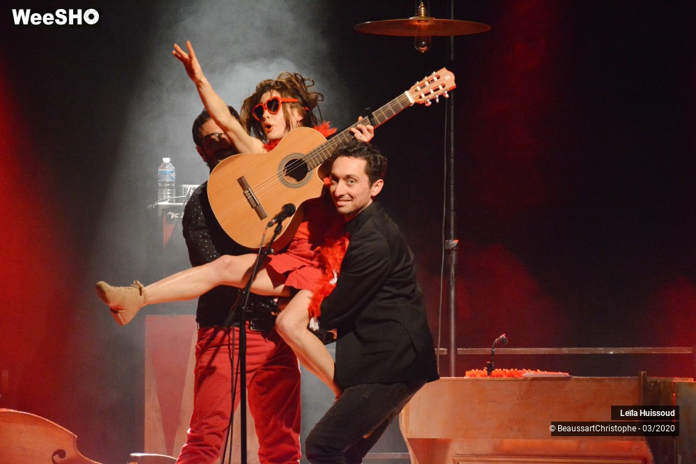 19/39 photos du spectacle Leïla Huissoud