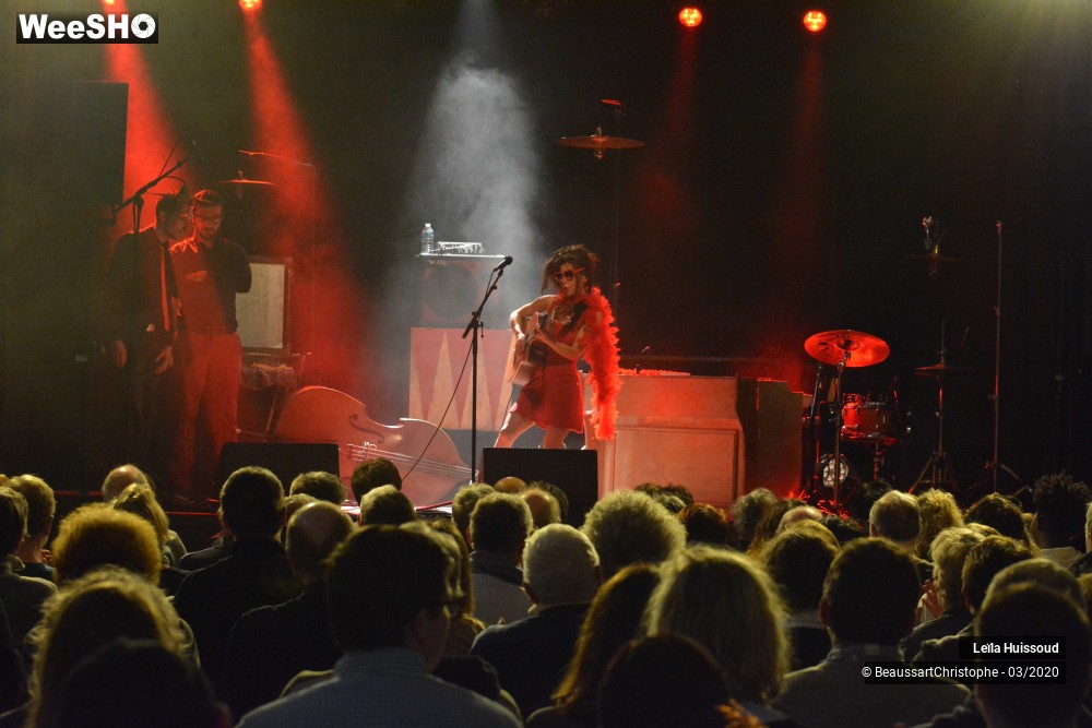 24/39 photos du spectacle Leïla Huissoud