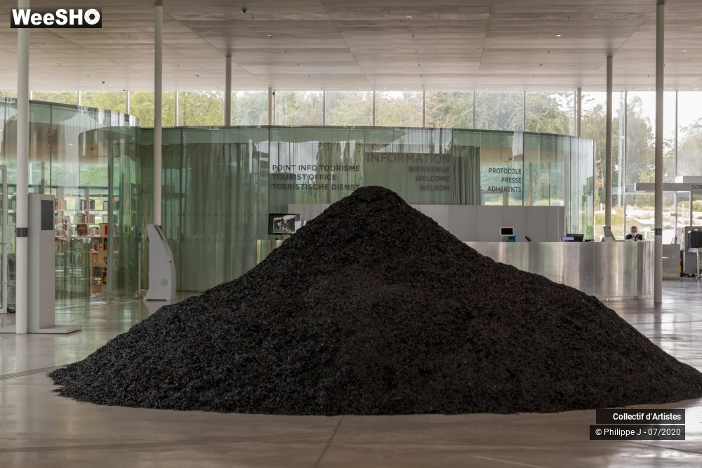 7/12 photos du spectacle Soleils Noirs