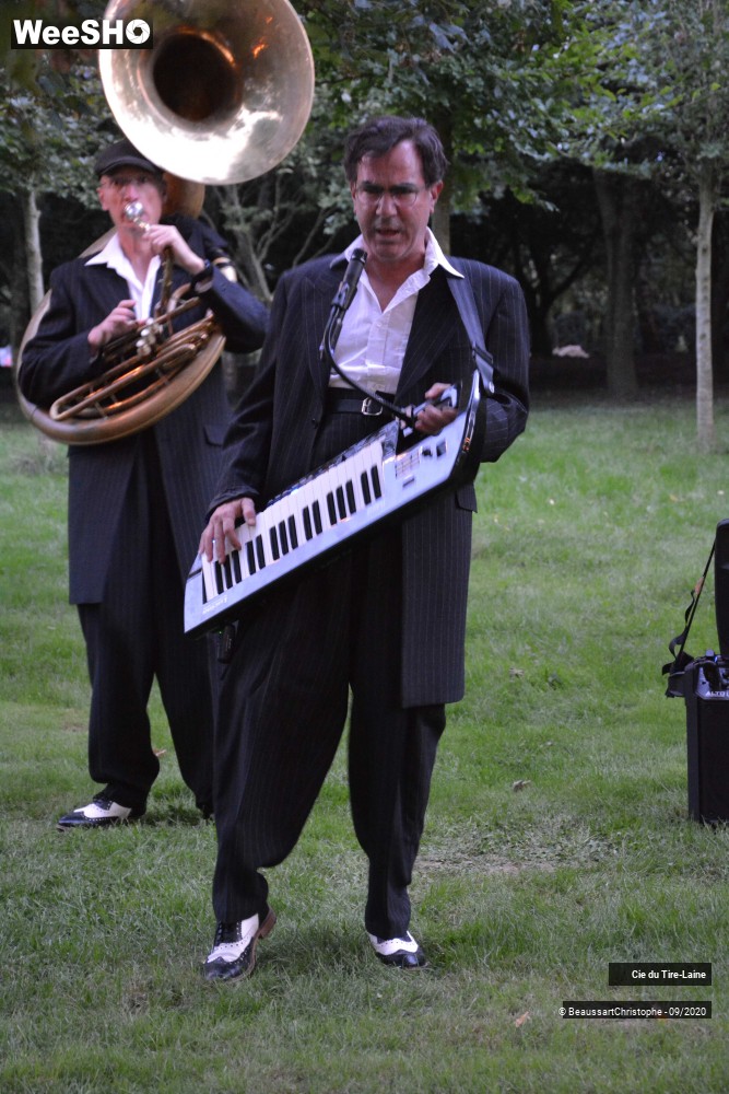 6/16 photos du spectacle Rijsel Fanfare Jungle
