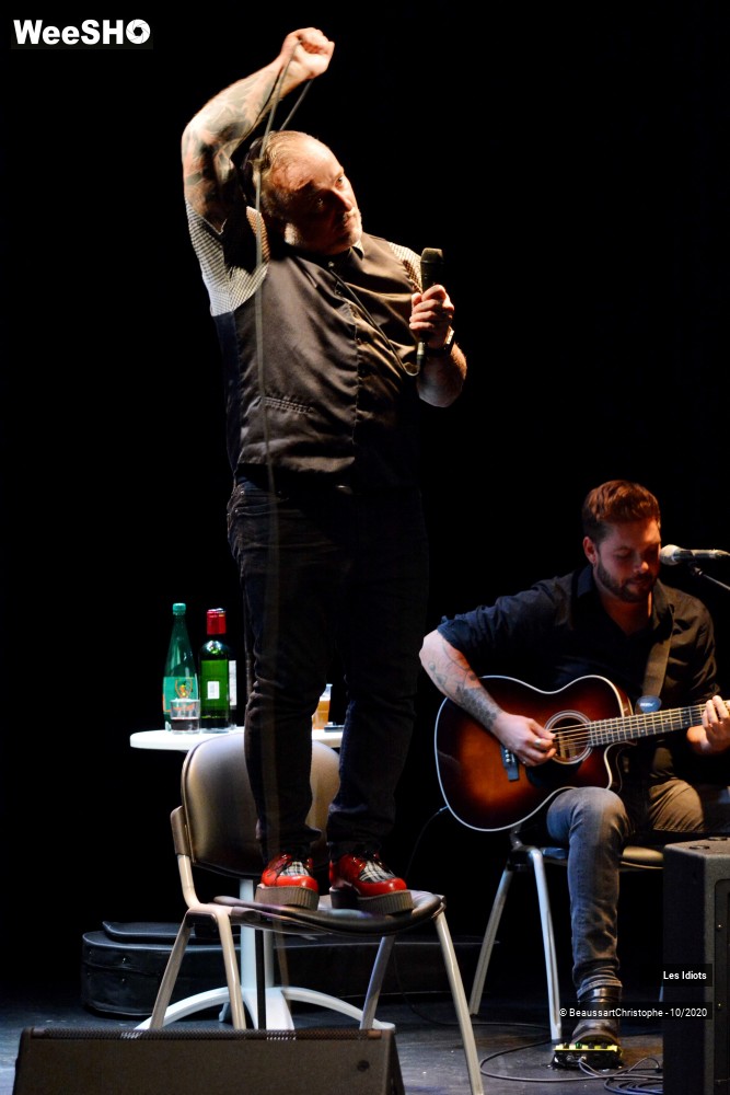 2/31 photos du spectacle Les Idiots