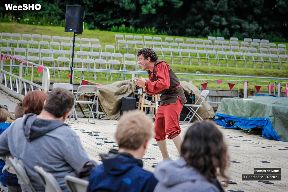 6/25 photos du spectacle thomas delvaux
