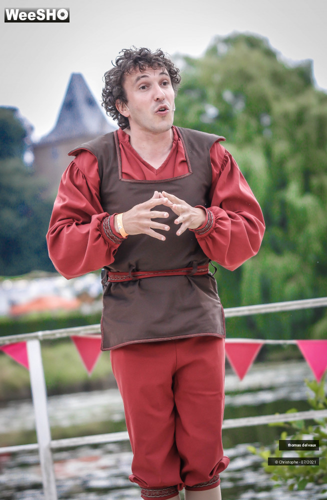 23/25 photos du spectacle thomas delvaux