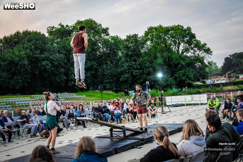 4/28 photos du spectacle tripote la cie