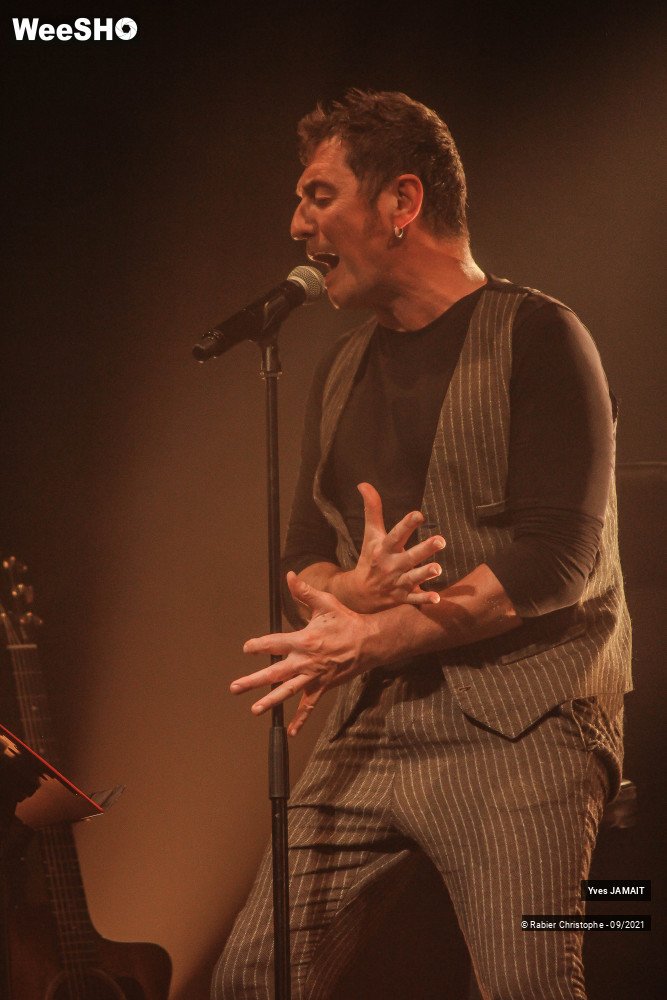 24/39 photos du spectacle Yves Jamait