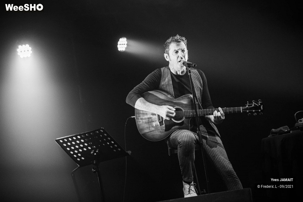 9/45 photos du spectacle Yves JAMAIT