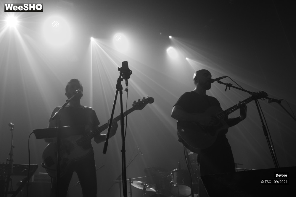 3/8 photos du spectacle Dévoré