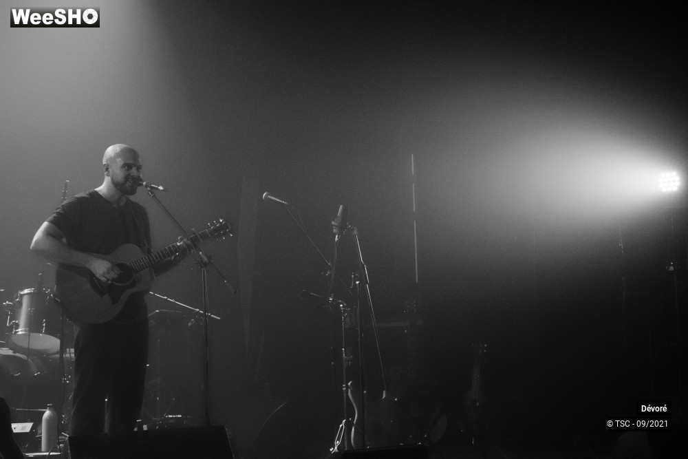 4/8 photos du spectacle Dévoré