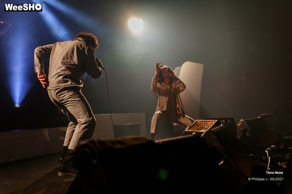 2/15 photos du spectacle Terre Noire