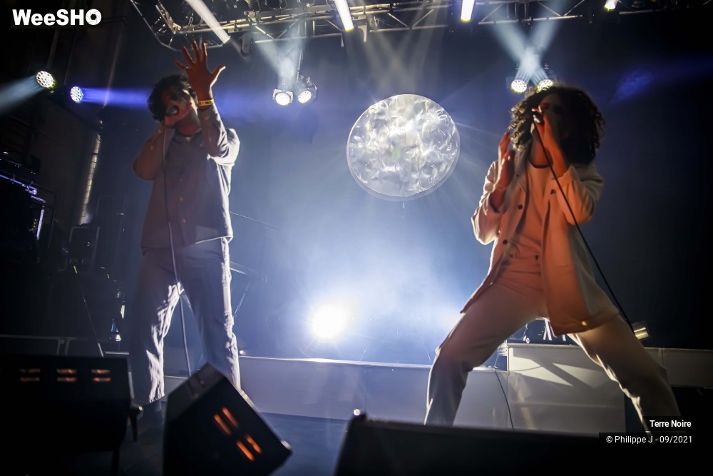 5/15 photos du spectacle Terre Noire