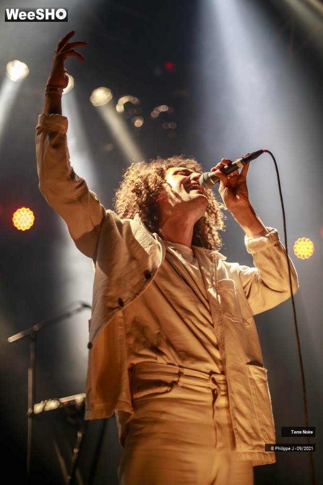 15/15 photos du spectacle Terre Noire