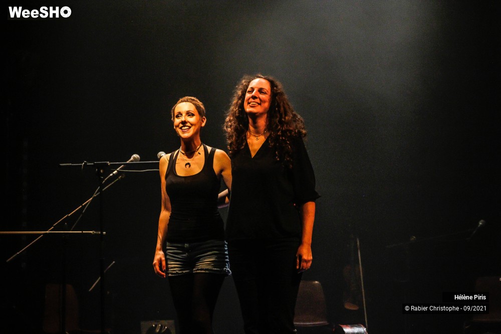 29/37 photos du spectacle Hélène Piris
