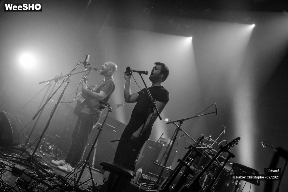 24/28 photos du spectacle Dévoré