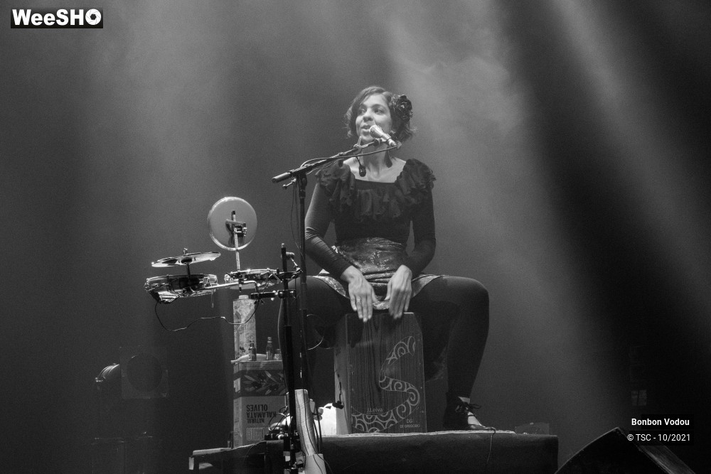 9/9 photos du spectacle Bonbon Vodou