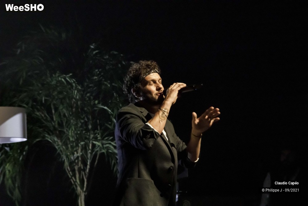 1/27 photos du spectacle Claudio Capéo