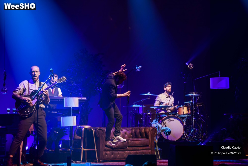 18/27 photos du spectacle Claudio Capéo