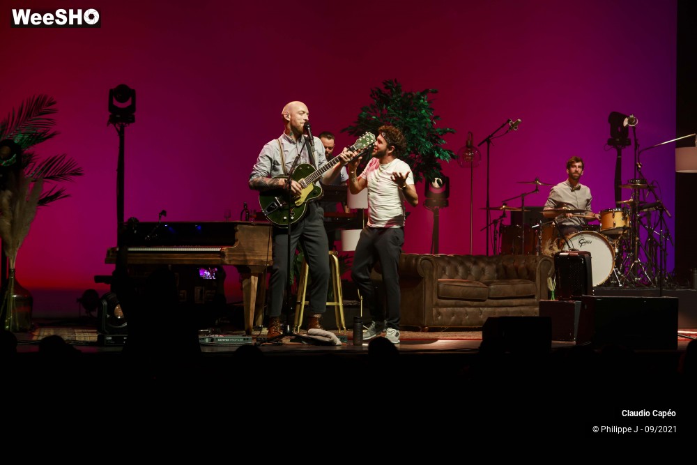 21/27 photos du spectacle Claudio Capéo