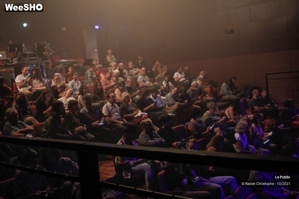 17/41 photos du spectacle Ambiance au Festival A Travers Chants 2021