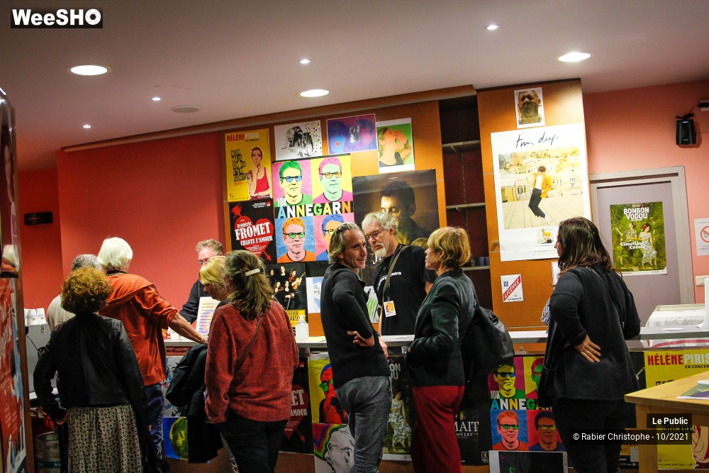 24/41 photos du spectacle Ambiance au Festival A Travers Chants 2021