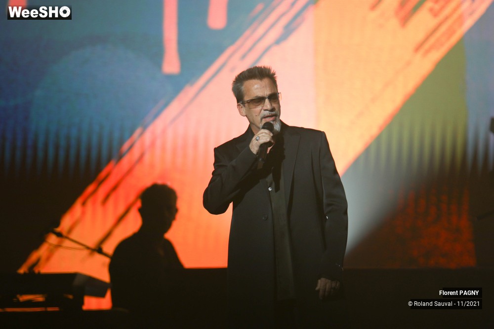 7/43 photos du spectacle Florent Pagny