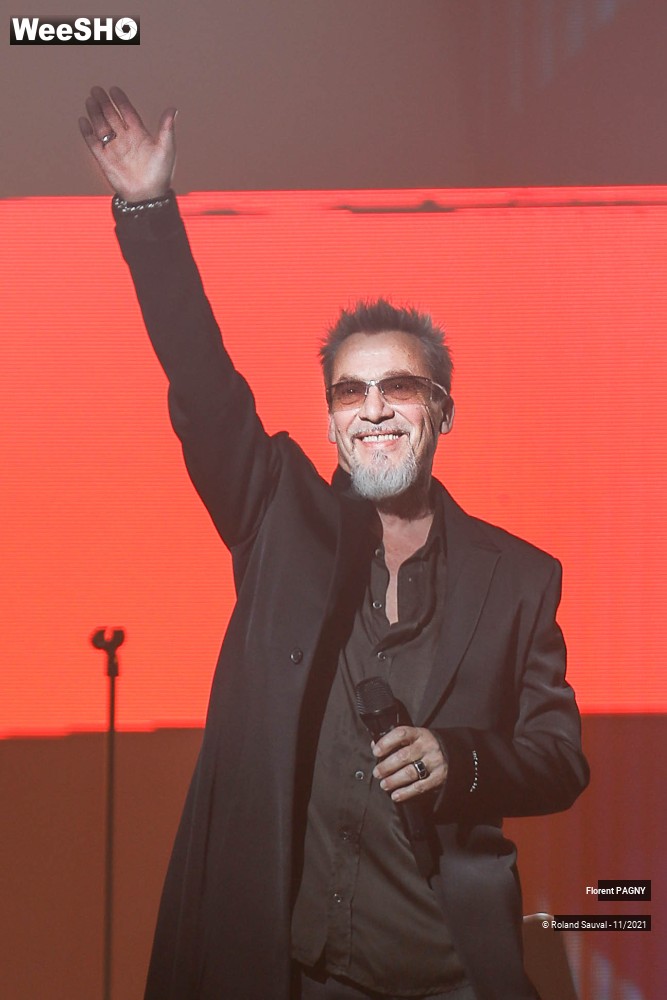 11/43 photos du spectacle Florent Pagny