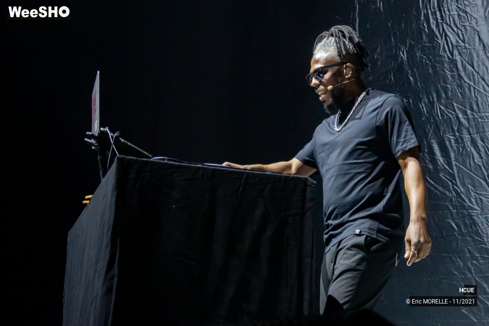 8/32 photos du spectacle HCUE