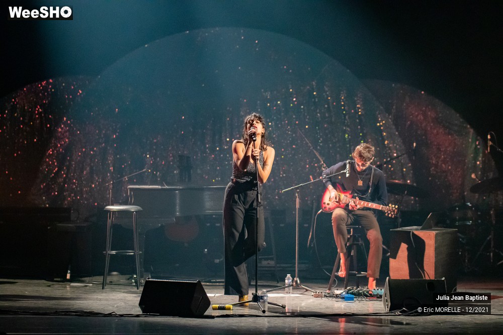 12/64 photos du spectacle Julia Jean Baptiste