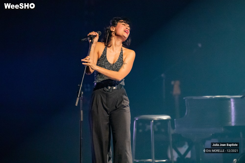 33/64 photos du spectacle Julia Jean Baptiste