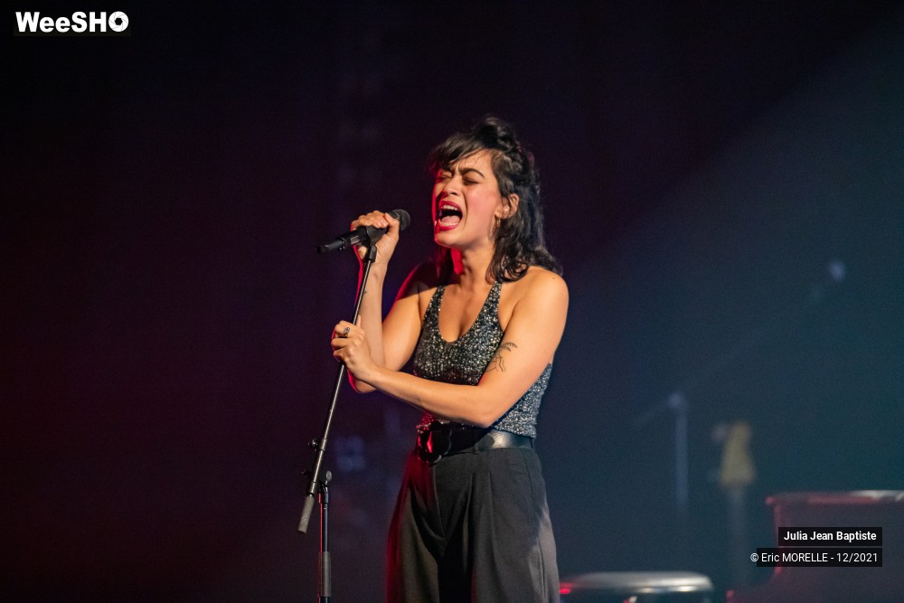 36/64 photos du spectacle Julia Jean Baptiste