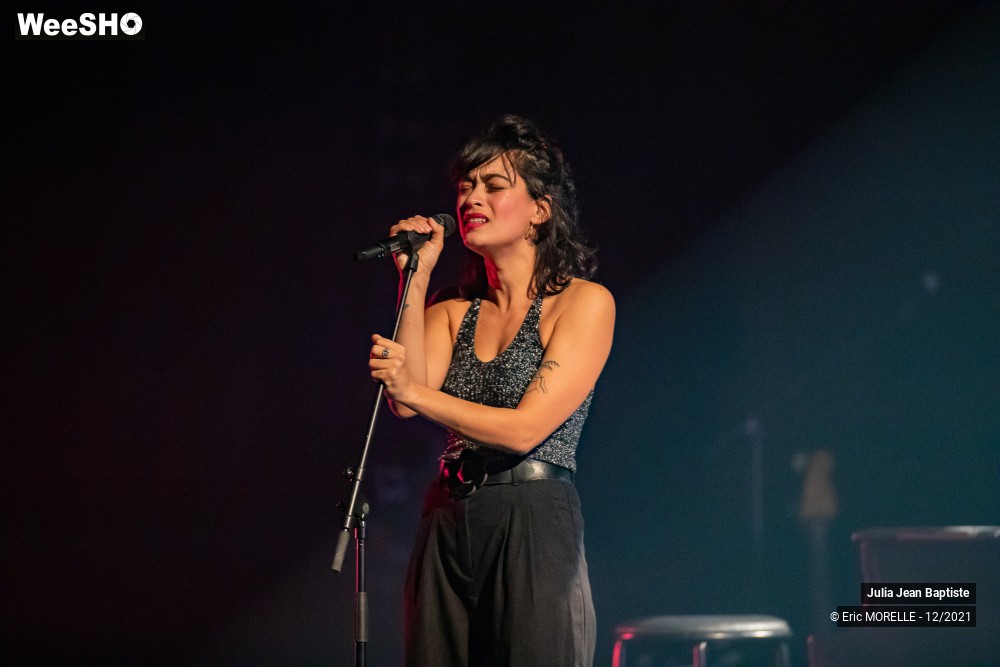 38/64 photos du spectacle Julia Jean Baptiste