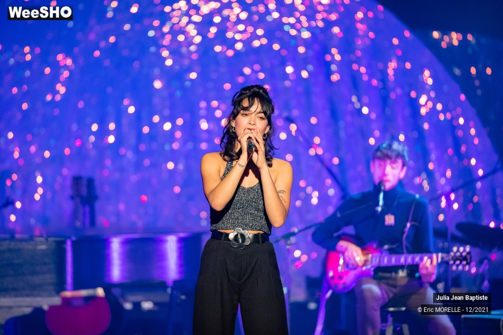 63/64 photos du spectacle Julia Jean Baptiste