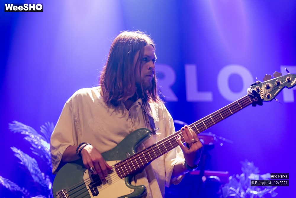 6/30 photos du spectacle Arlo Parks
