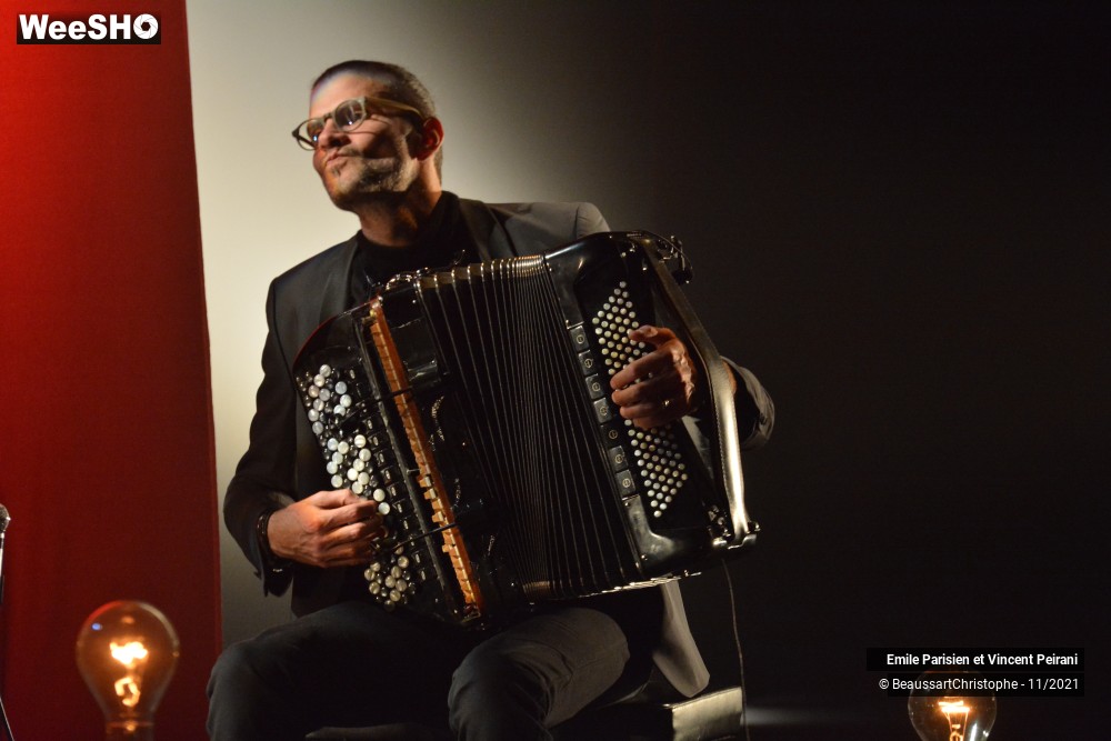24/30 photos du spectacle Emile Parisien et Vincent Peirani