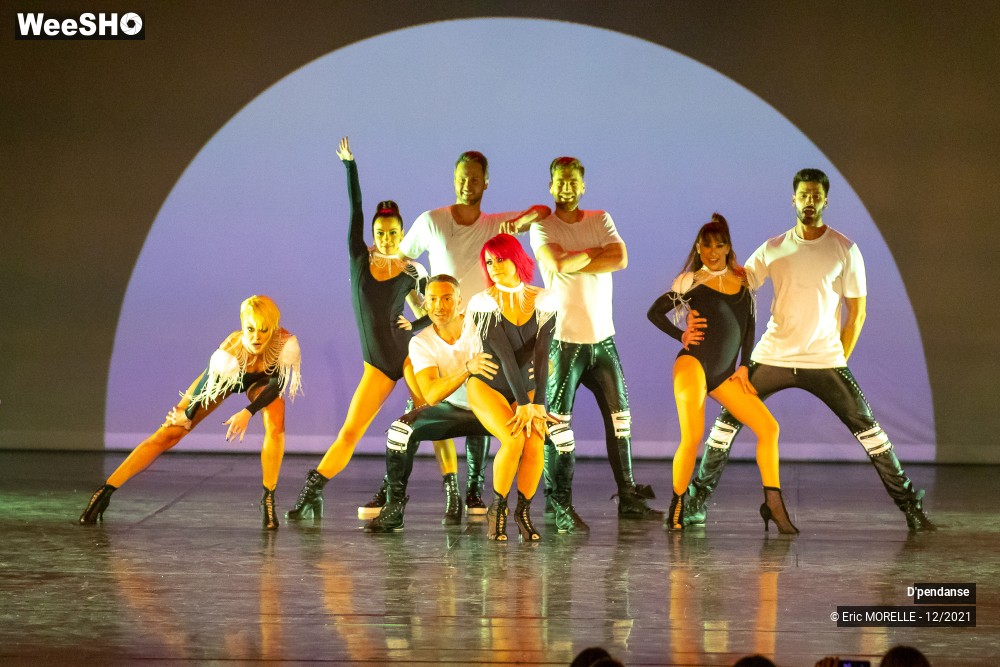 99/100 photos du spectacle D'pendanse 2ème partie