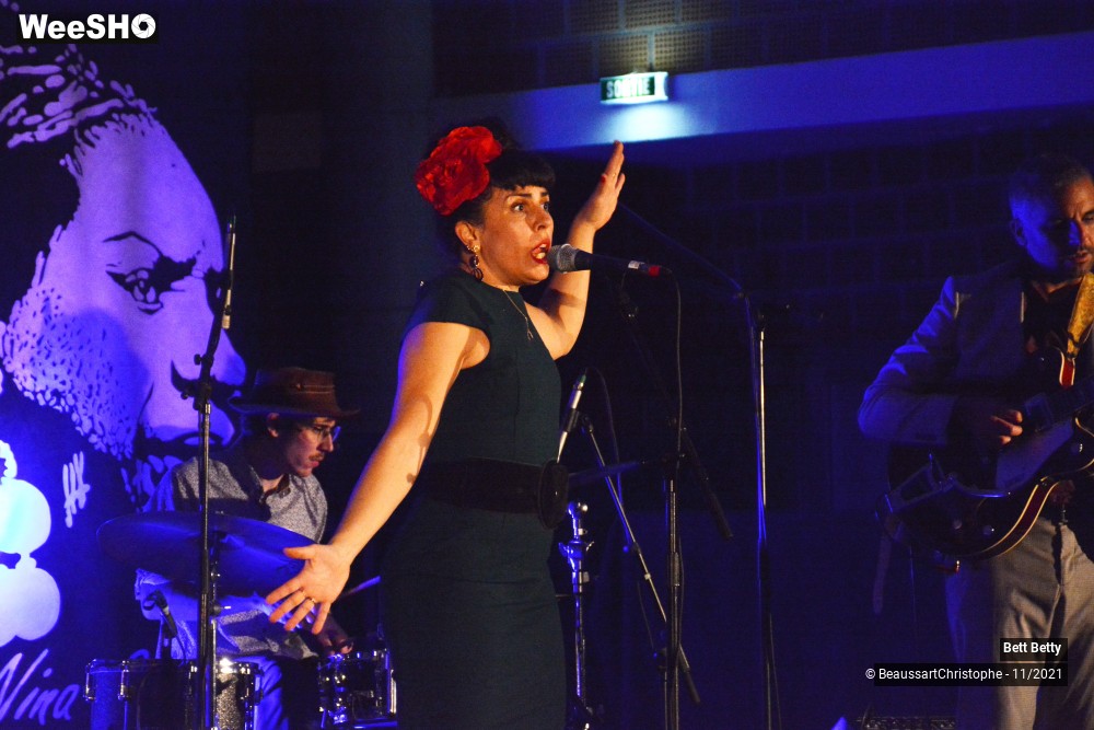 18/27 photos du spectacle Rose Betty Klub