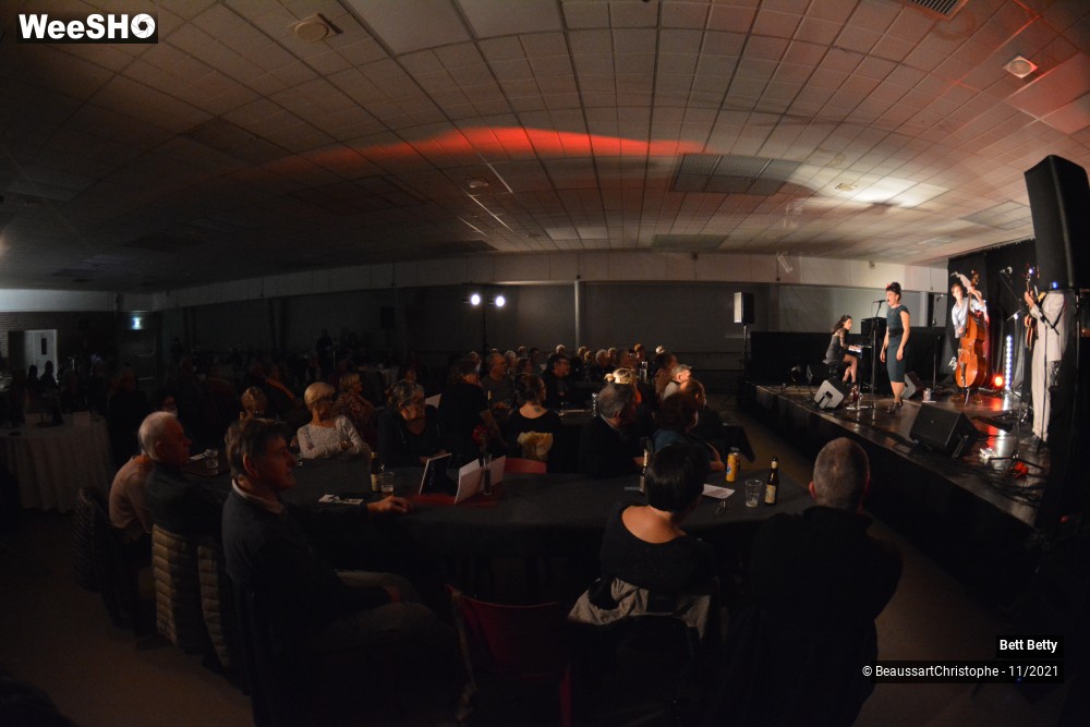 22/27 photos du spectacle Rose Betty Klub
